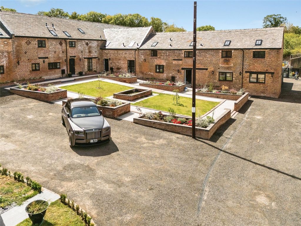 Property photo 1 of 22 Picture No. 19