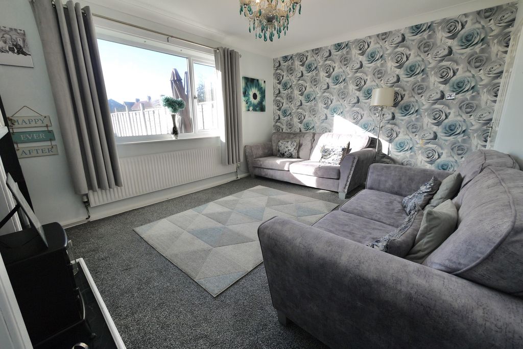 Property photo 3 of 25 3