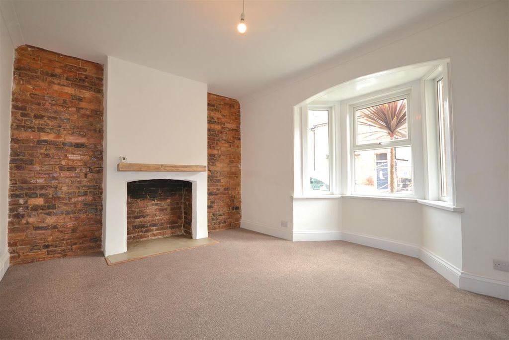 Property photo 2 of 24 12 (50).Png