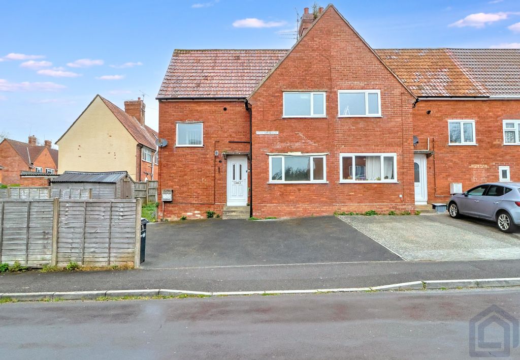 Property photo 3 of 21