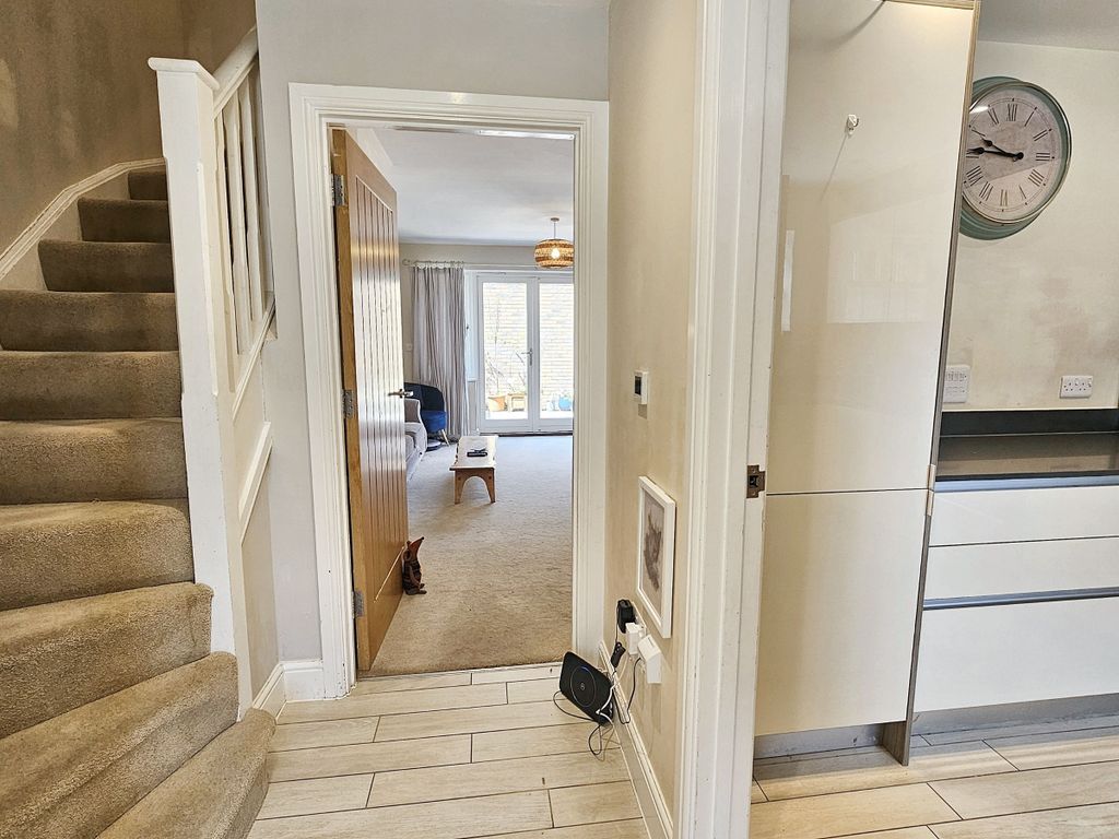 Property photo 3 of 22