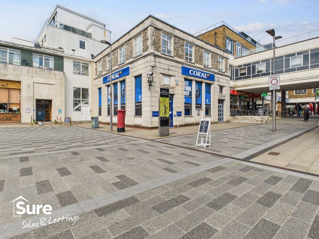 Property photo 3 of 5 1028443