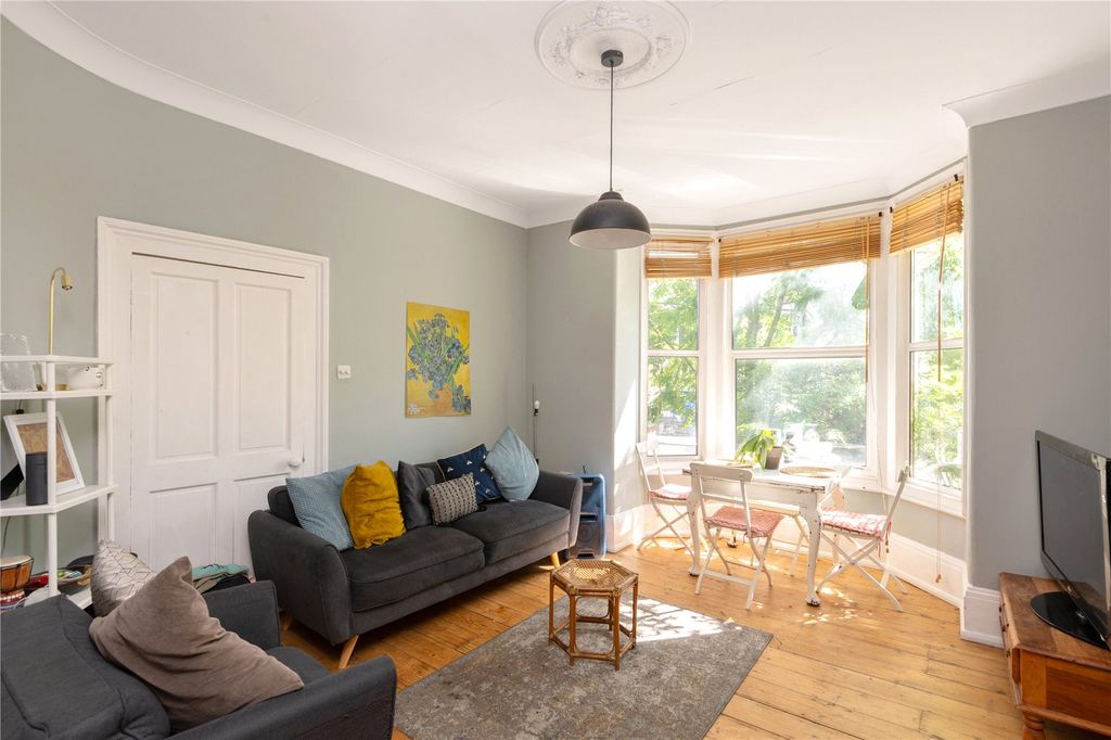 Property photo 2 of 13 Picture No. 01