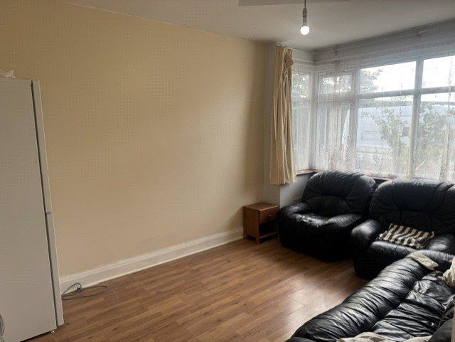 Property photo 2 of 12 Picture No. 08