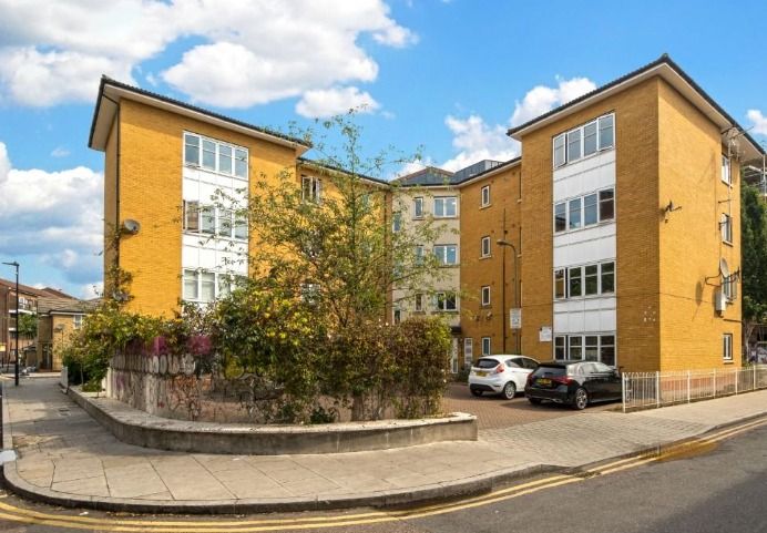 Property photo 1 of 9 4988890