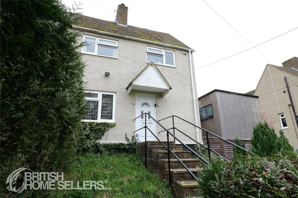 Property photo 2 of 23 Picture No. 28