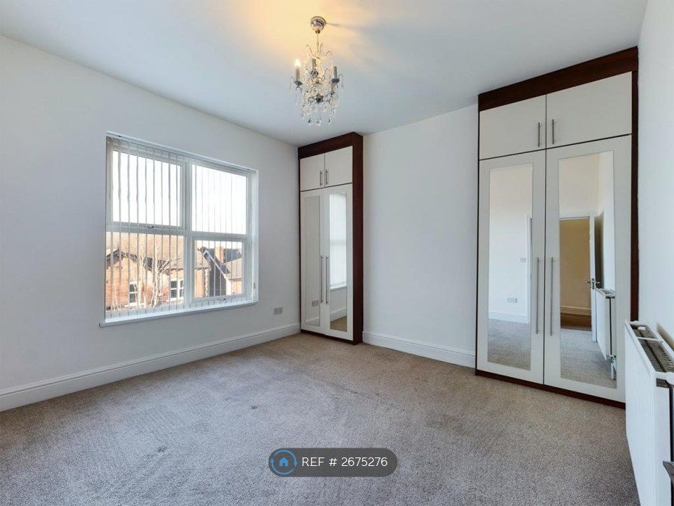 Property photo 3 of 24