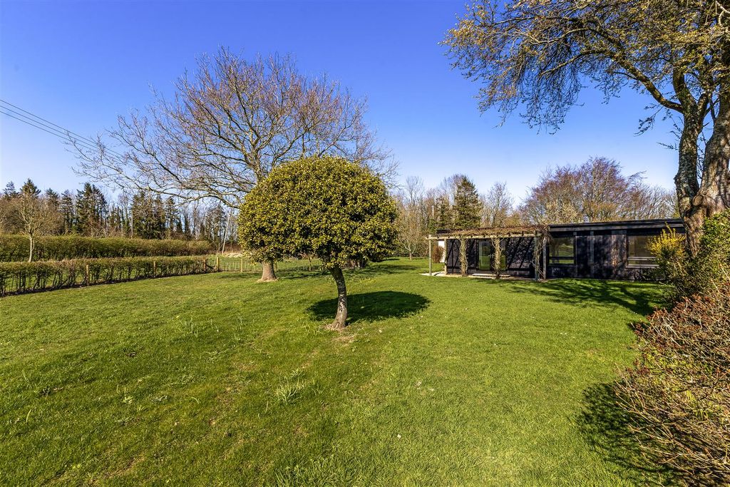 Property photo 1 of 13 Property