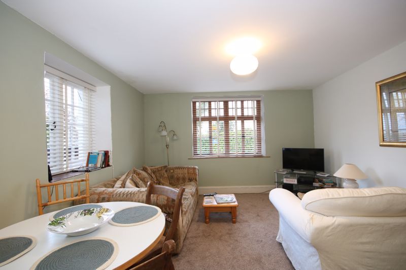 Property photo 2 of 12 Sitting/Dining Room