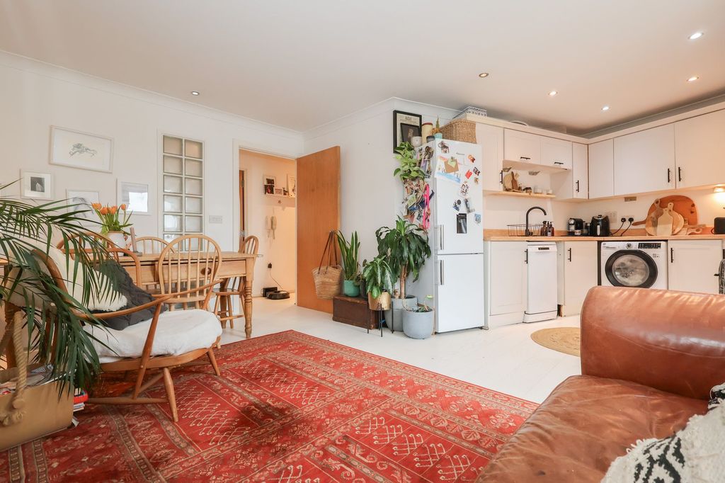 Property photo 2 of 21 Open Plan Lounge/Diner