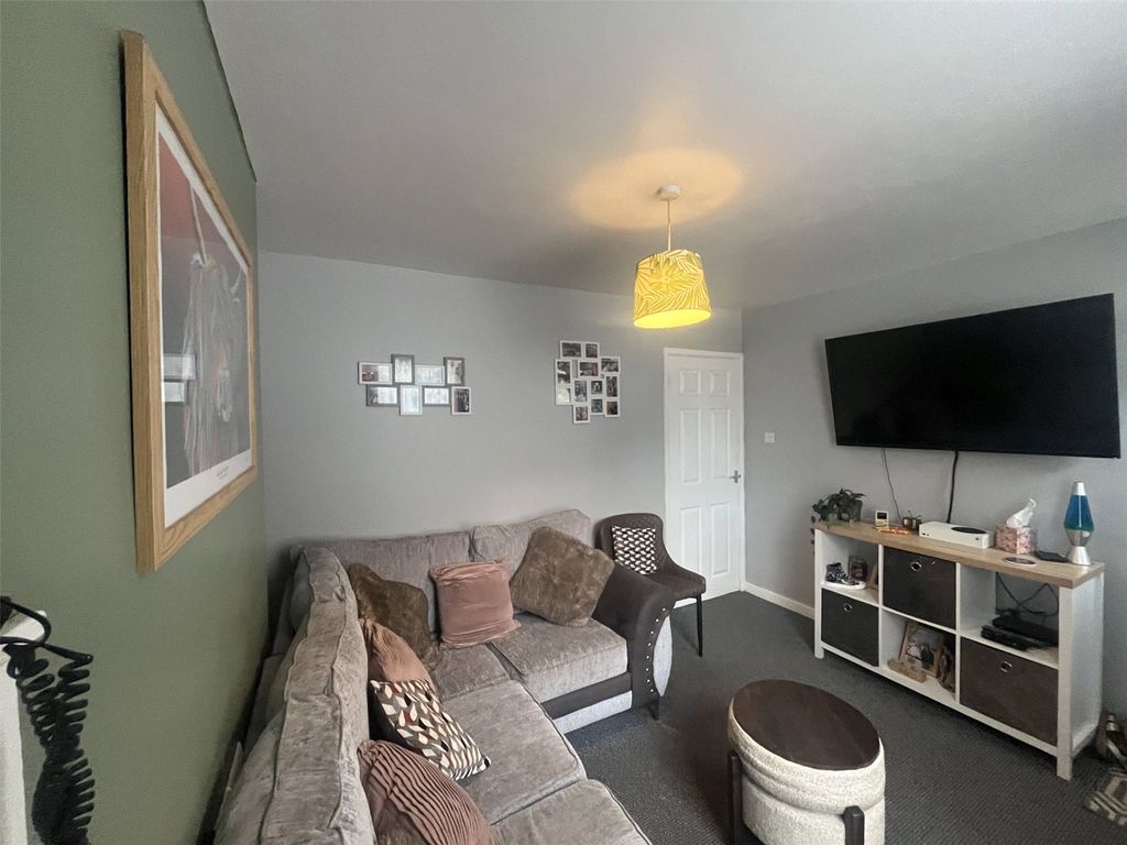 Property photo 3 of 19 Picture No. 08
