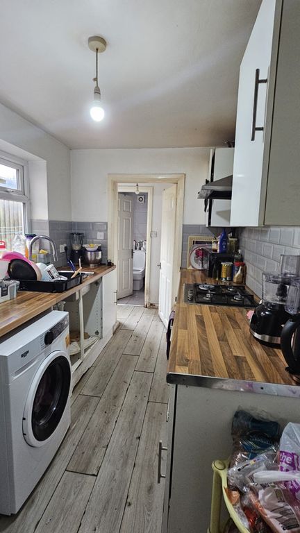 Property photo 2 of 3