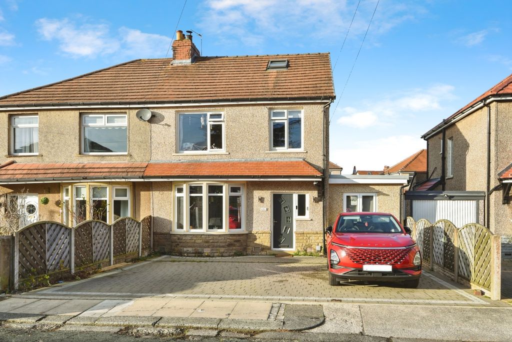 Property photo 1 of 17 Photo