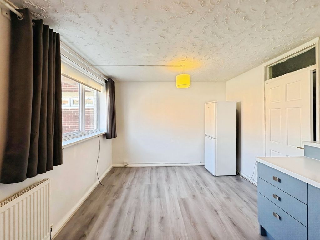Property photo 1 of 10 Pbox-Img.Jpg