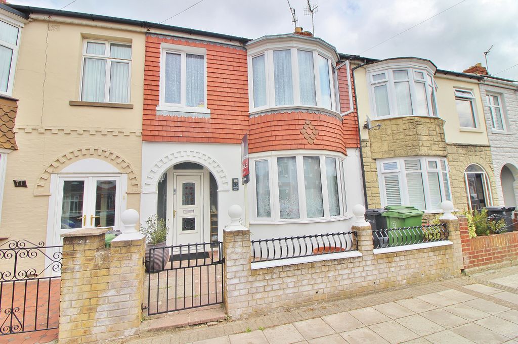 Property photo 1 of 12