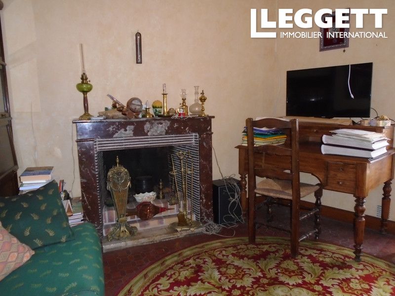 Property photo 3 of 10