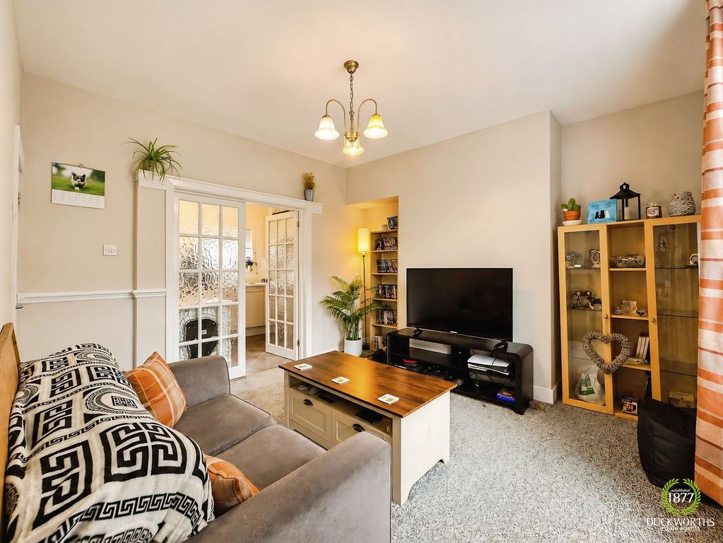 Property photo 3 of 12