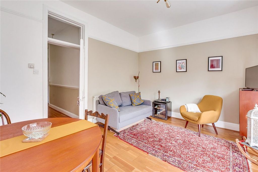 Property photo 3 of 6