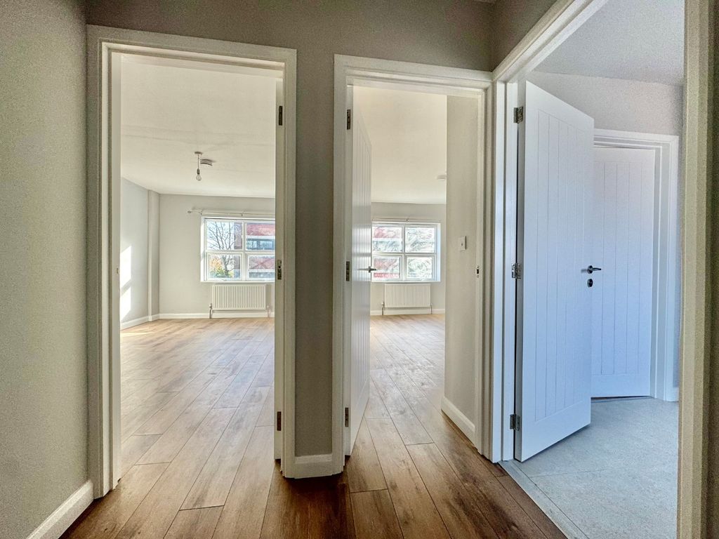 Property photo 3 of 11 3149334