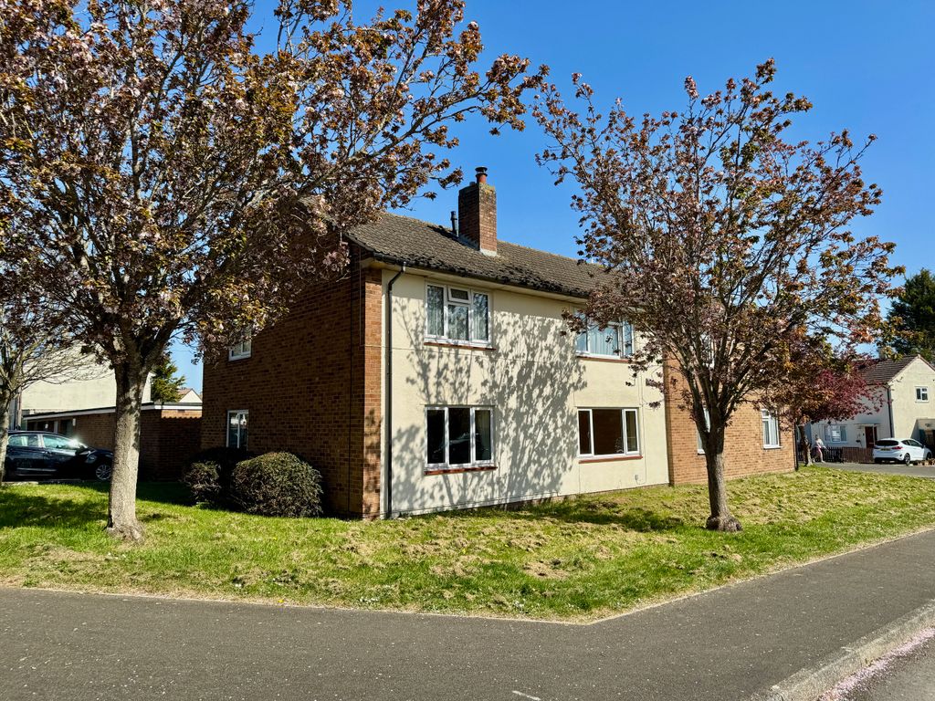 Property photo 1 of 13 Image