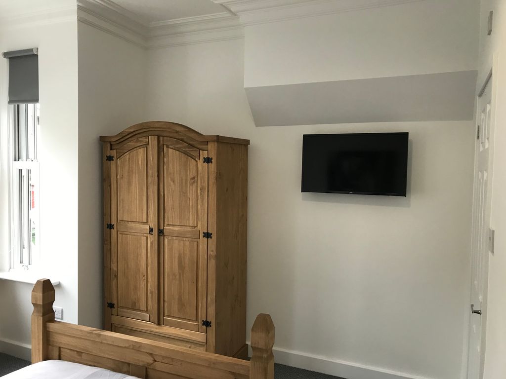Property photo 3 of 9 Img_1274