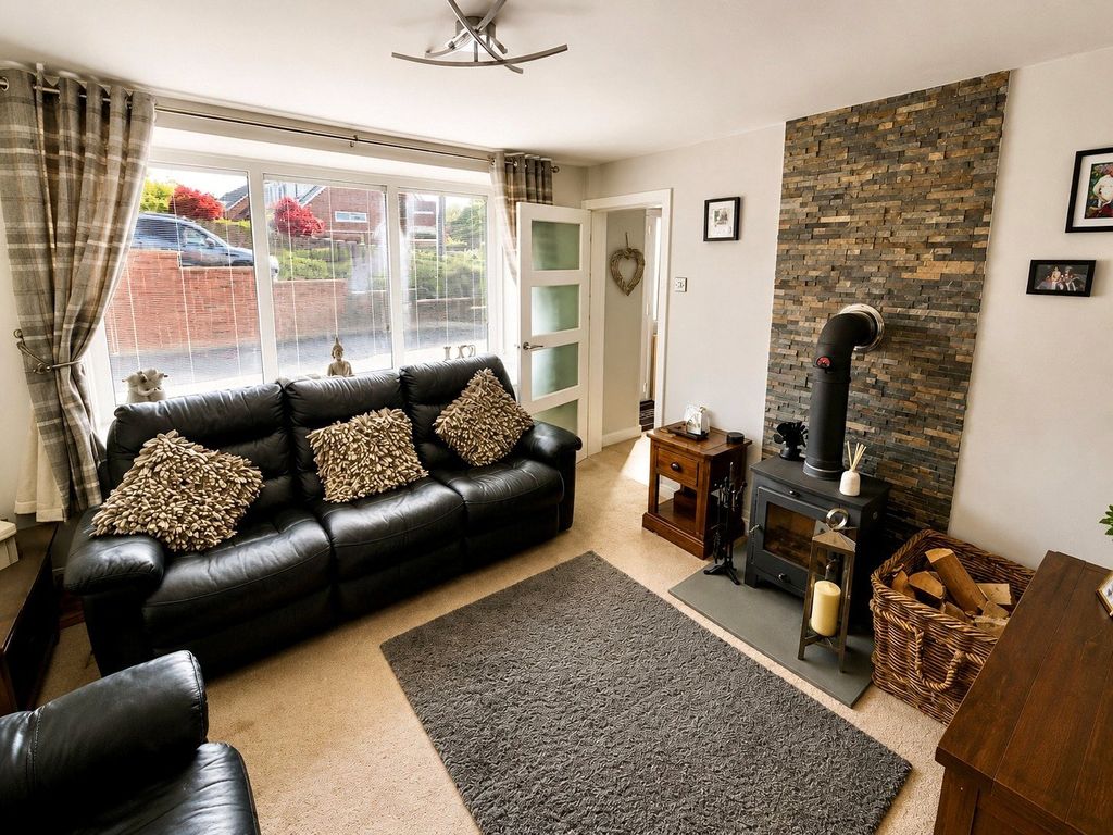 Property photo 2 of 12 Living Room