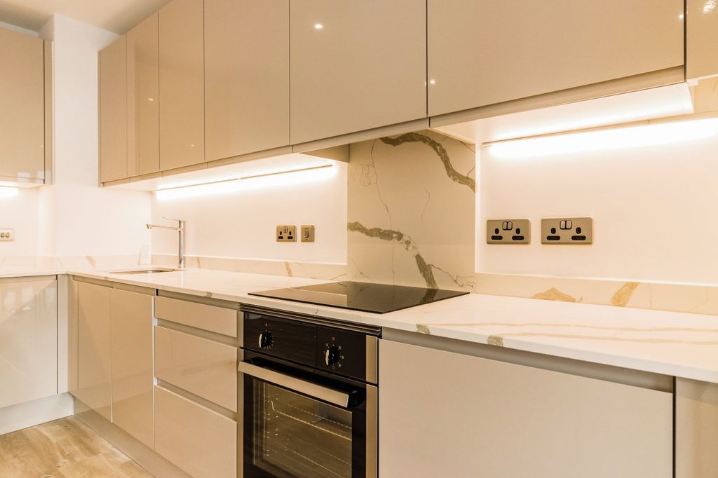 Property photo 3 of 12 Picture No. 08