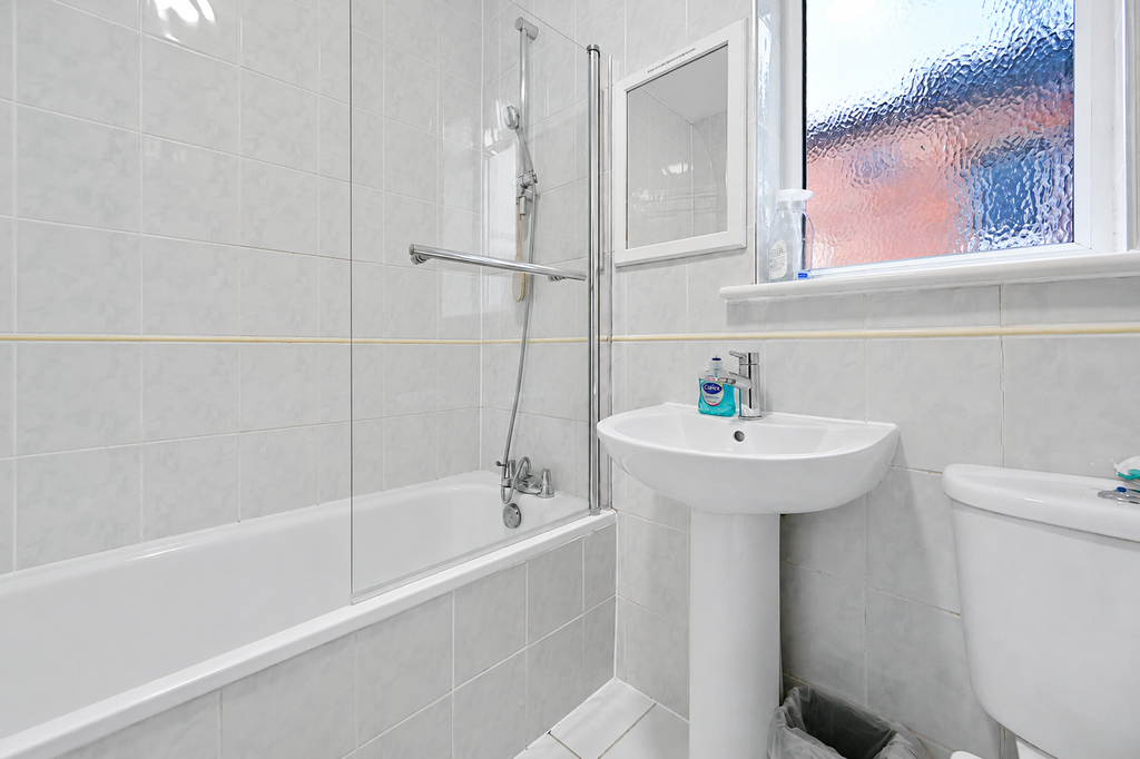Property photo 3 of 9 202cd626-5634-4A10-Adf6-90A331335064