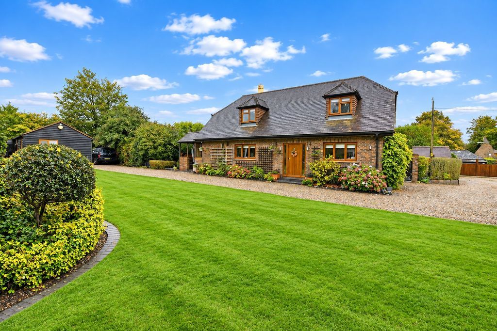 Property photo 1 of 48 Photo 64