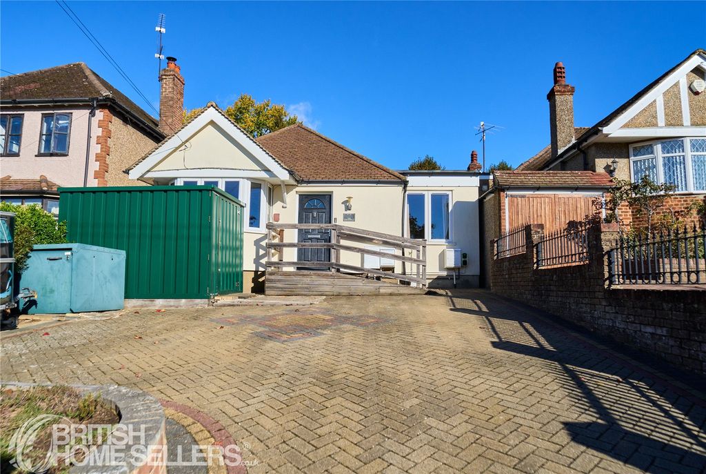 Property photo 1 of 28 Picture No. 02