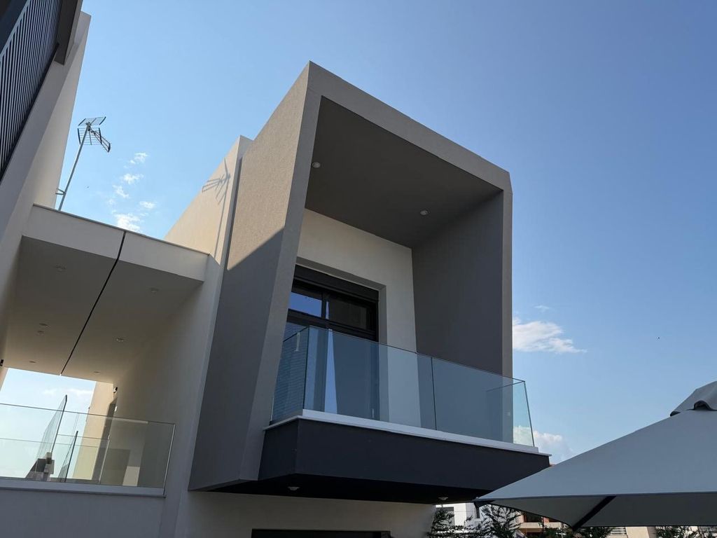 Property photo 1 of 25 Evion II A2