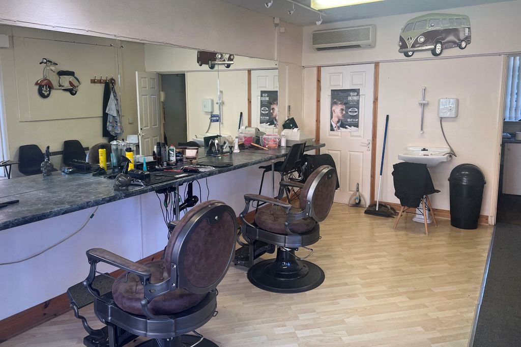 Property photo 2 of 6