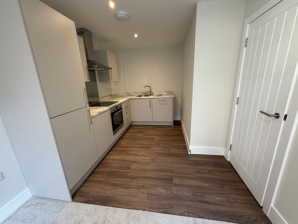 Property photo 3 of 5 Kitchen
