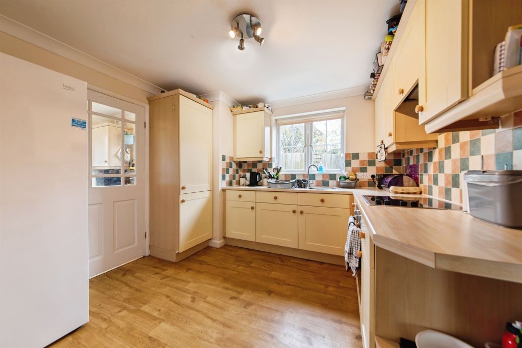 Property photo 3 of 19