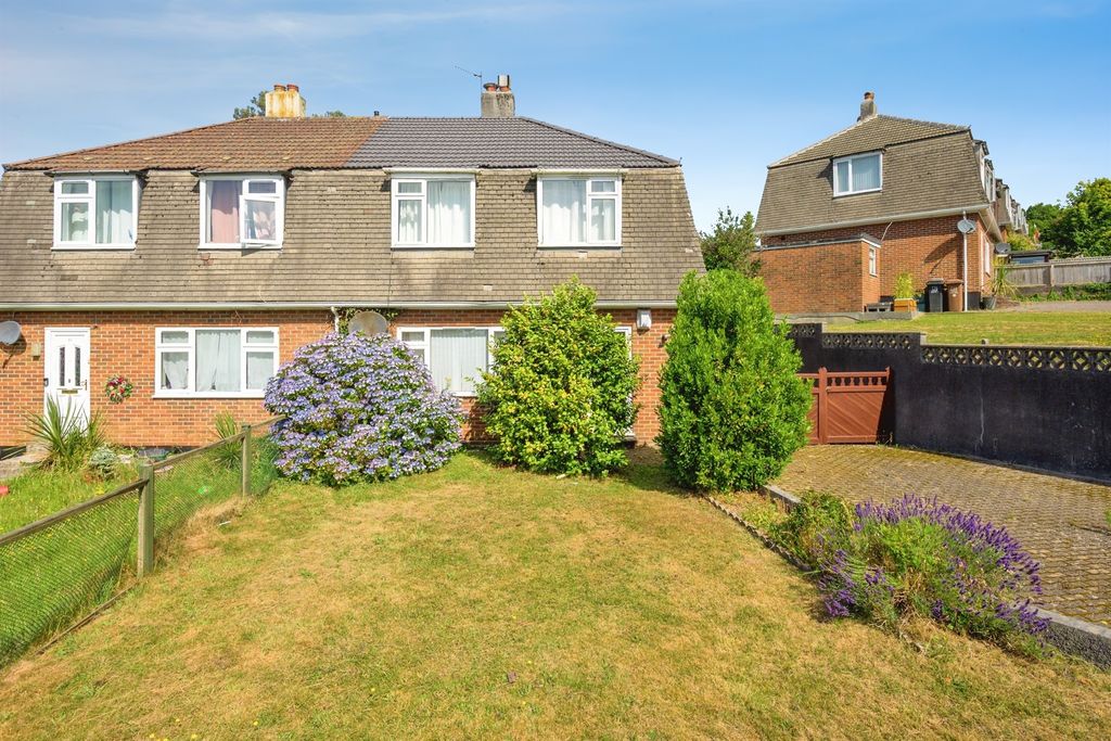 Property photo 1 of 20