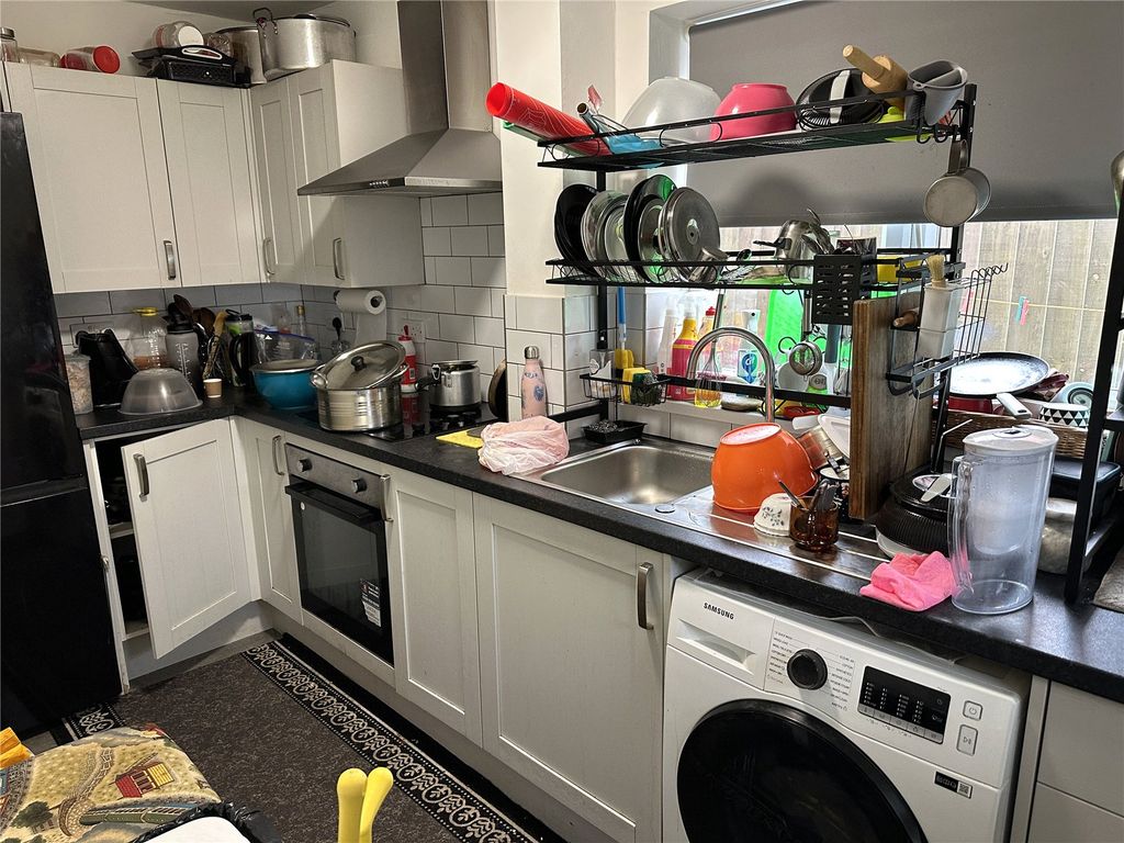 Property photo 2 of 7 Picture No. 04