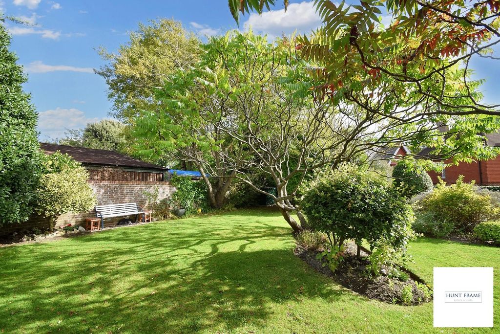 Property photo 2 of 12 Dsc_0221.Jpg