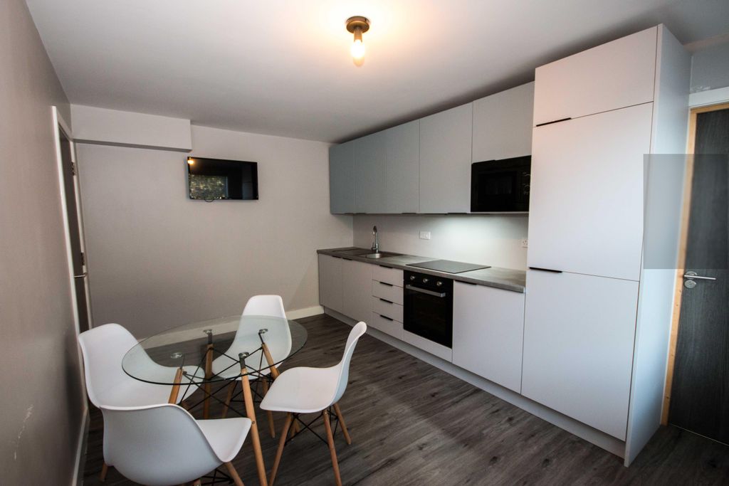 Property photo 1 of 24 Photo 0