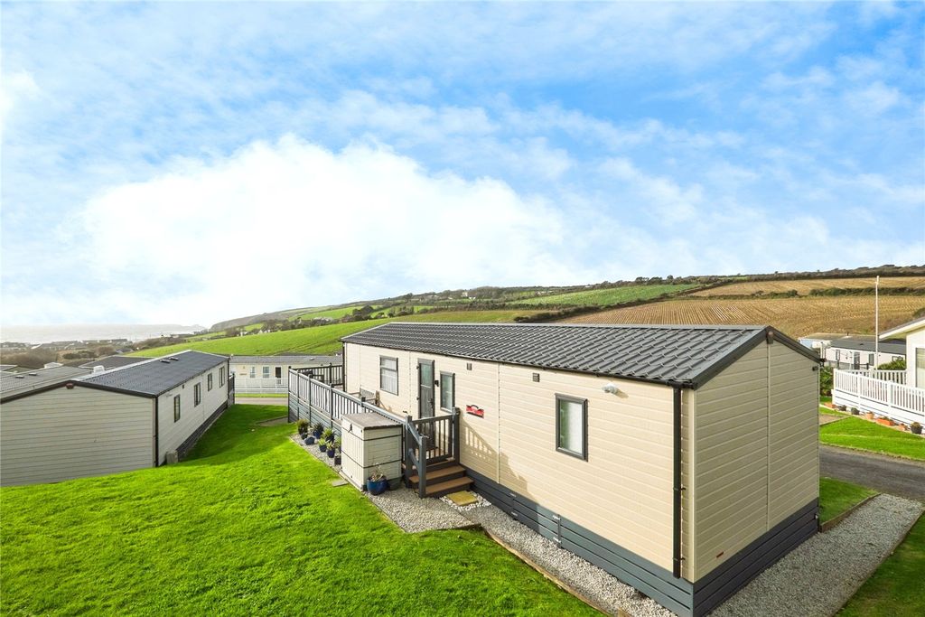 Property photo 1 of 16 Picture No. 05