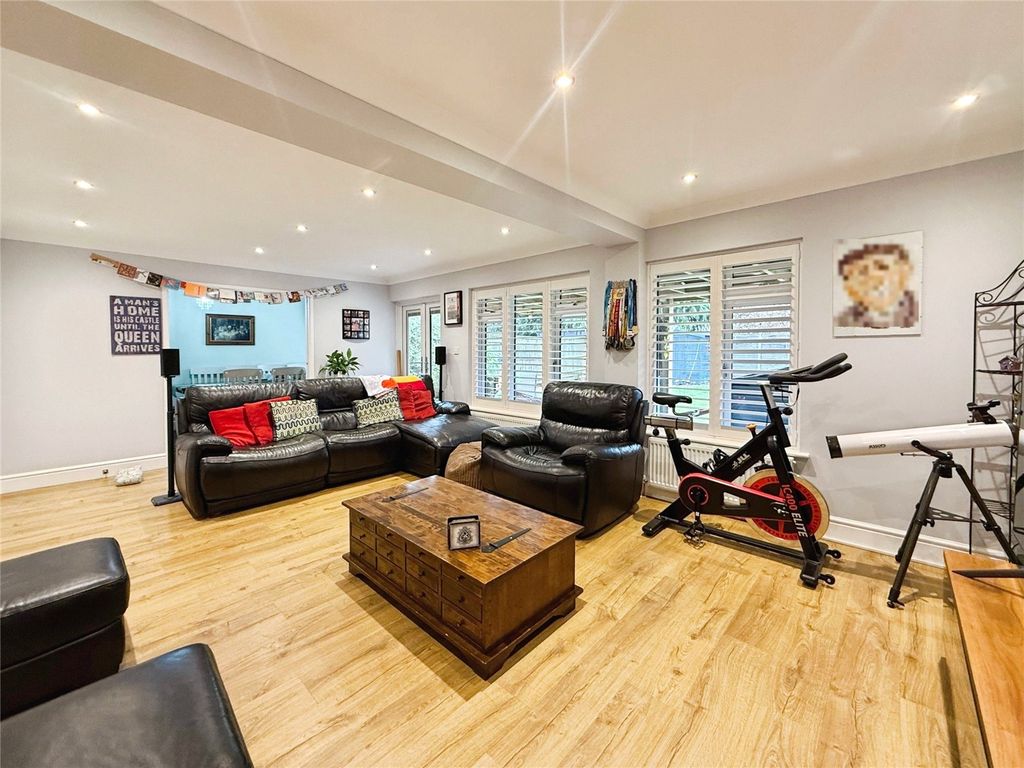 Property photo 3 of 18 Picture No. 09