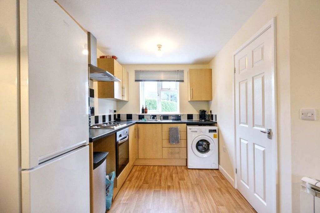 Property photo 3 of 7