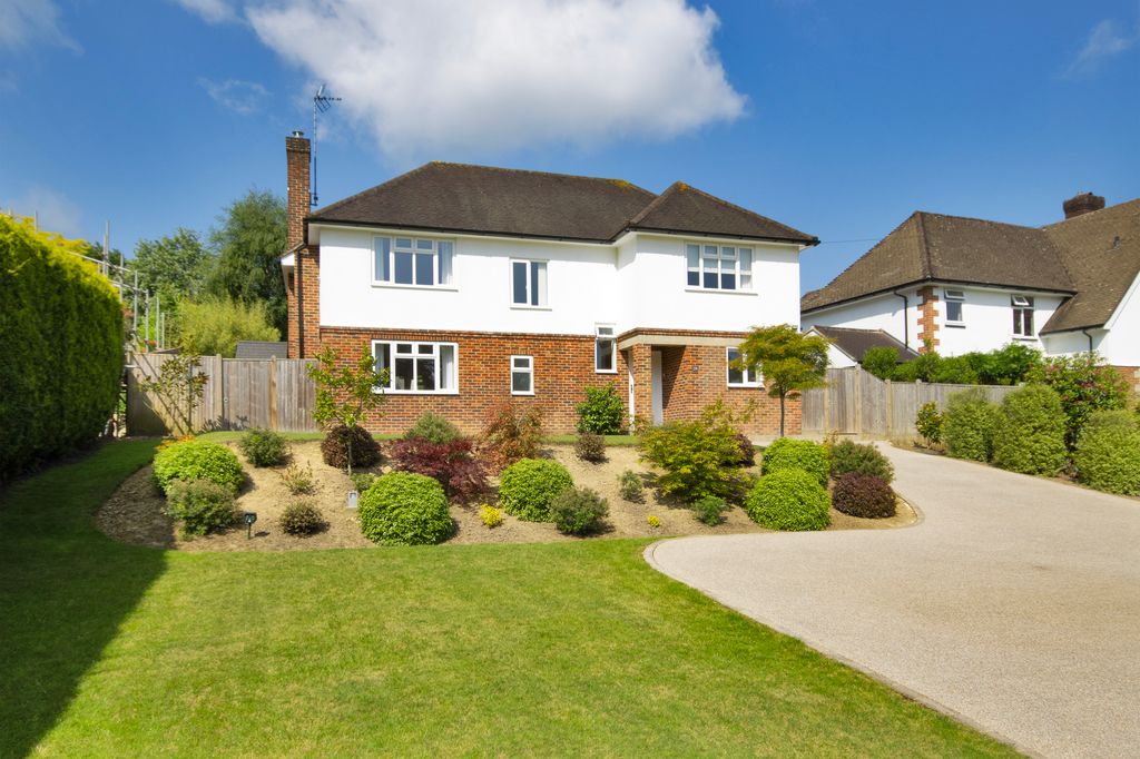 Property photo 1 of 16
