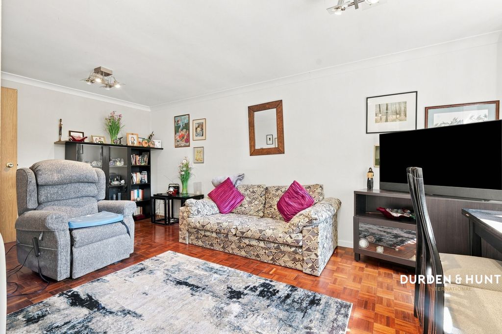 Property photo 2 of 16