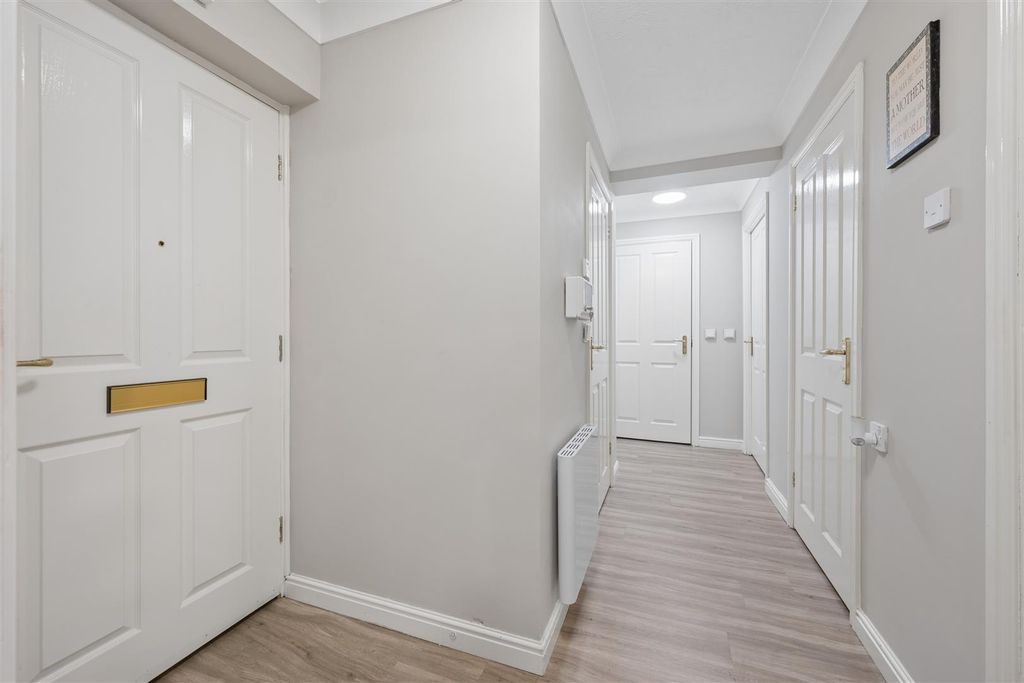 Property photo 3 of 17 Hallway