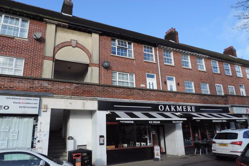 Property photo 1 of 8 Photo 5