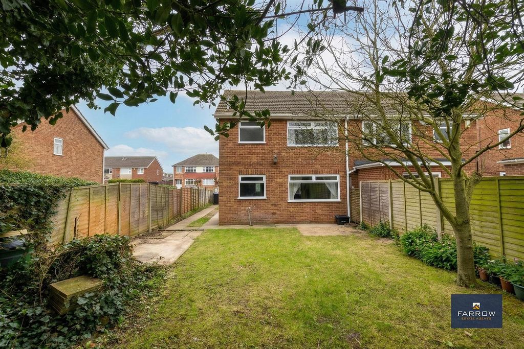 Additional image 19 of 3 bed semi-detached house for saleSt. Nicholas Drive, Grimsby DN37