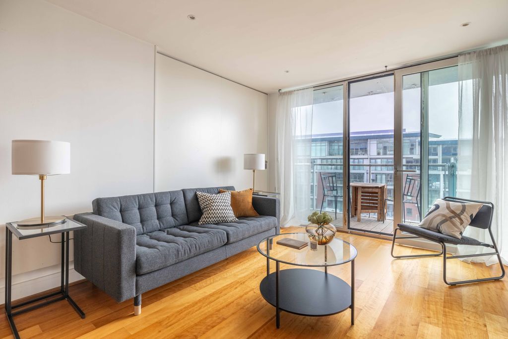 Property photo 2 of 14 Picture 2