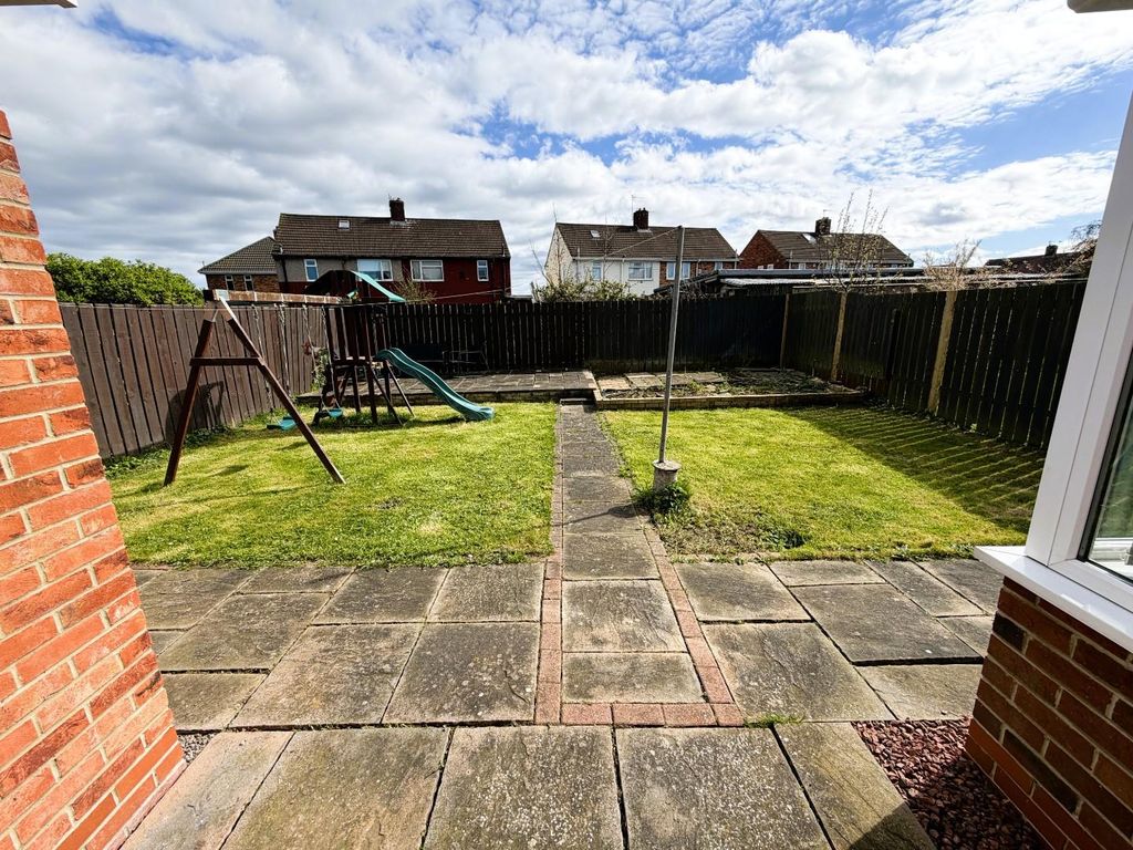 Property photo 2 of 28 Rear