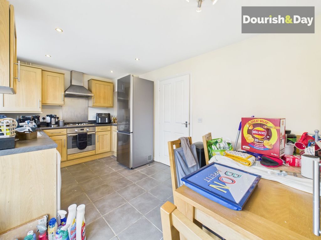Property photo 3 of 13 Kitchen Diner