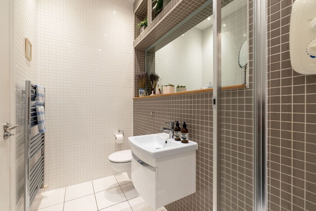 Additional image 23 of 2 bed flat for sale15 Crown Road North, Dowanhill G12